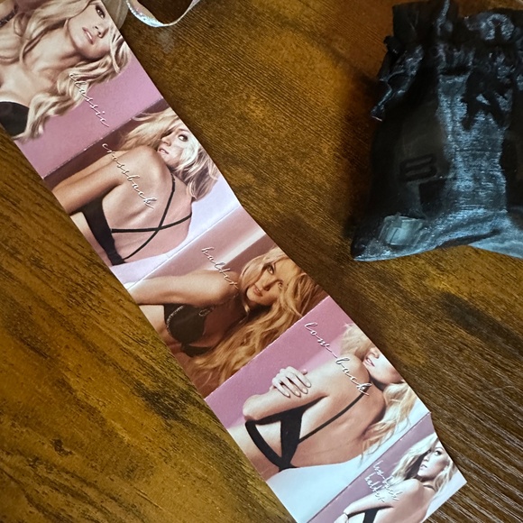 VS Victorias Secret bra strap extenders - Picture 3 of 3